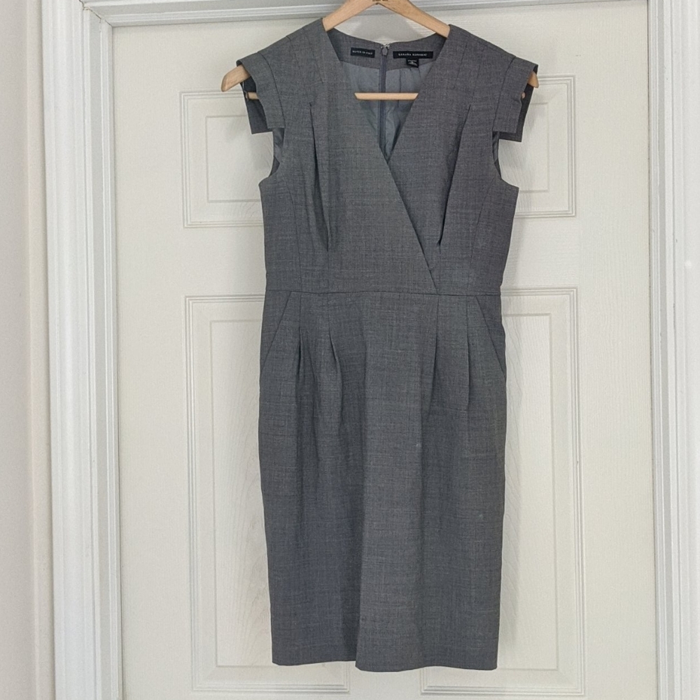 Banana Republic Carine Dress Career - Gray…